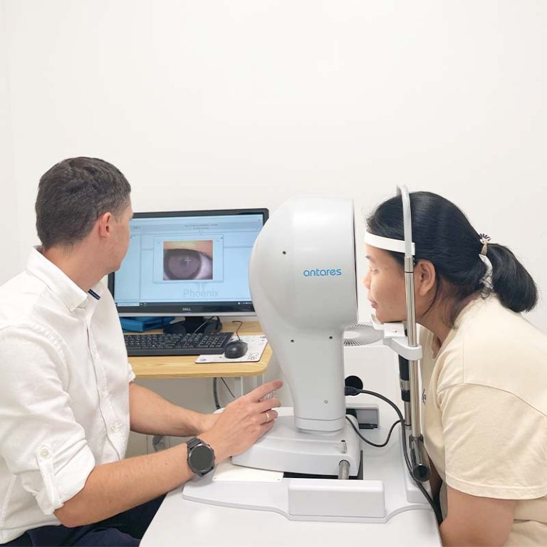 eye clinic machines